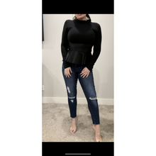 Load image into Gallery viewer, RESALE KanCan Mid Rise Skinny Distressed Estilo Denim Jeans