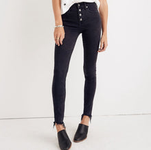 Load image into Gallery viewer, Madewell 9” High Rise Skinny Raw Ankle Jeans