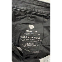 Load image into Gallery viewer, Madewell The Curvy Perfect Vintage Black Jeans