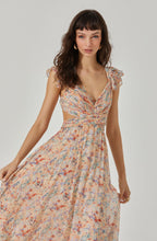Load image into Gallery viewer, ASTR The Label Primrose Floral Strappy Back Maxi Peach Dress