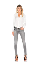 Load image into Gallery viewer, Frame Le Skinny De Jeanne Chambers Grey Skinny Jeans