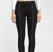 Load image into Gallery viewer, Pistola Black Kierra Hook &amp; Eye Skinny Jeans