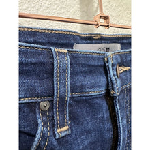 Load image into Gallery viewer, Joe’s Jeans Icon Raw Hem Mid Rise Jeans